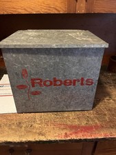 Vintage Robert's Dairy Porch Milk Bottle Cooler Galvanized VERY NICE ONE picture