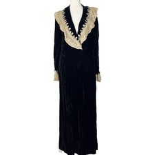 1940s Henri Bendel Black Velvet & Lace Duster Coat picture
