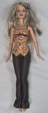 2004 Mattel City Style Barbie Doll#G8568 Original Outfit picture