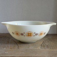 Pyrex Vintage TOWN & COUNTRY Cinderella Nesting Mixing BOWL #444 4 QT picture