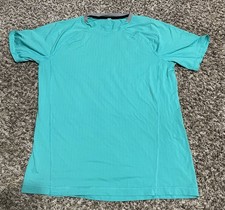 Lululemon Men's Blue Activewear T-Shirt picture