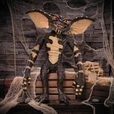 Gremlins Evil Puppet Prop - Trick Or Treat Studios picture