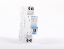 Siemens device circuit breaker 1 pole with auxiliary switch 5SY1702-2 -2400405 picture