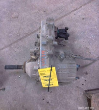 1997-2001 Jeep Cherokee Transfer Case Assembly model 242 OEM picture