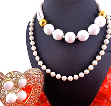 Vintage 1976 Monet White Graduating Gumball Necklace-BONUS Necklace & Earrings picture