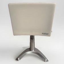 Carex Day-Light Classic Plus SAD/Skin Therapy Lamp Adjustable DL93011 10000 LUX picture