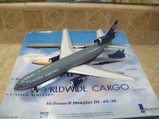 Inflight 200 United Airlines DC-10 N1958U SOLD OUT Passenger Version picture
