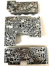 E40D E4OD solenoid, valve body & accumulator 95-97 Ford Bronco OEM picture