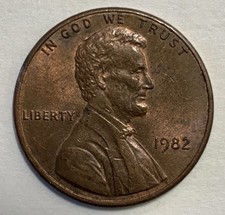1982 P Lincoln Cent Copper Small Date (CIRCULATED) picture