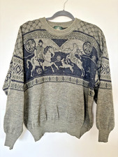 Mens 1970s vintage Austrian 100% wool  sweater. Green/Black  Large Excellent picture