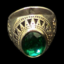 MONEY GREEN-Tone Pyramid Ring Occult rare find talisman from Abu GHASSANS box picture