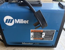 Welder Miller MAXSTAR 200 DX  picture