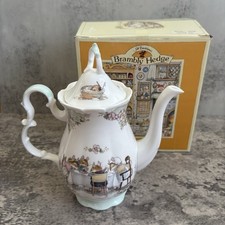Royal Doulton Brambly Hedge Coffee Pot 1990 VTG Bone China w/Box RARE picture