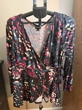 Torrid Floral Wrap Top Size 1 picture