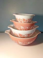 Vintage Pyrex Gooseberry Cinderella 4pc Mixing Nesting Bowl Set Pink/White Glass picture