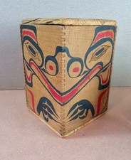Vintage 1950s-1960s Pacific Northwest Coast Carved & Painted Wooden Box picture