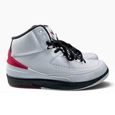 Size 10.5M/12W - Used Jordan 2 Retro OG Chicago (2022) DX2454-106 Pre-Owned picture