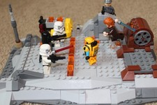 LEGO Star Wars: Obi-Wan Kenobi vs. Darth Vader (75334) picture