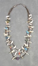 Vintage SOUTHWEST Hand Crafted ANIMAL FETISH Beaded THREE TIERED NECKLACE 25