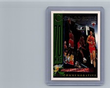 1996-97 Topps #72 Chicago Bulls 72 Wins COMM, picture