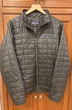 Patagonia Men’s Forge Gray Down Insulated Full-Zip Puffer Jacket Size S, EUC picture
