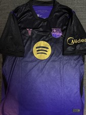 LAMINE YAMAL Nike FC Barcelona FAN Version Jersey Black/Purple Large 26/27 picture