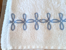 Pr. of Matouk Gordian Knot Bath Hand Towels picture