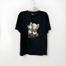 Uniqlo UT x KAWS Black Graphic Companion Tee Men's Large Short Sleeve Crew Neck picture