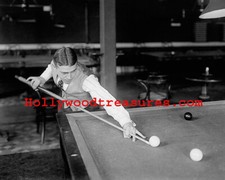Willie Hoppe~Playing Pool~Champion~Pool Hall~Billiards~Shooting Pool~16x20 Photo picture