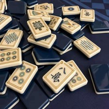 Luxury 160 Tile American Mahjong Set Sunday Blue Gold Border NMJL Jokers picture