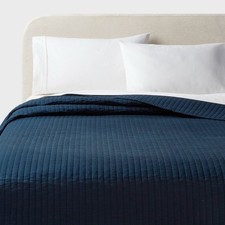 Threshold™ King Washed Cotton Sateen Quilt Dark Navy OEKO-TEX 250 Thread Count picture