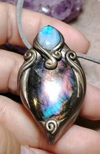 The High Priestess | Purple Labradorite Spectrolite Necklace Divine Feminine picture