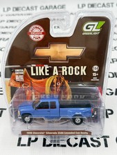 GREENLIGHT 1998 Chevrolet Silverado 3500 4x4 Blue 1:64 Diecast OBT Exclusive picture