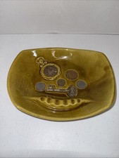 VTG MCM Home Decor HAYDEN LEWIS MIDCENTURY Steampunk Coins & Keys Ashtray🔥 picture