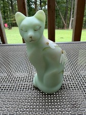 Vintage Fenton Lotus Mist Burmese satin glass cat w/ painted daisy 5in tall picture