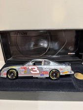1/24 Dale Earnhardt 2001 Goodwrench Service Plus Monte Carlo Elite METAL SERIES picture