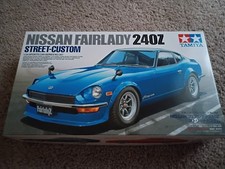 TAMIYA NISSAN FAIRLASY 240Z STREET-CUSTOM PLASTIC MODEL KIT picture