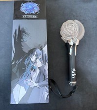 Ado - Mona Lisa's Profile. Is it too much? But she's cute, right? Penlight picture