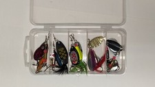 10 PCs Spinning Fishing Lure Set W/Case picture