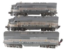 Lionel 2344 Vintage O New York Central F-3 ABA Diesel Locomotive Set -Modified picture