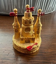Vintage 2002 Estée Lauder Sand Castle Solid Perfume Compact Gold picture