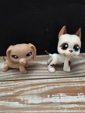 LPS #557 Great Dane #932 Dachshund Littlest Pet Shop DAMAGED Hasbro picture
