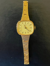 VTG 60s Timex Womens hand wind Gold Tone Square face - Works pristine cond picture