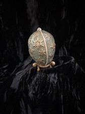 Joan Rivers NIB Limited Edition Tiny Treasures Egg Keepsake Box, With Necklace picture