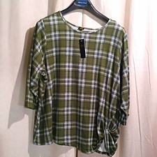 Lee Women's Plus 3X Green/White Plaid Round Neck 3/4 Sleeve Pullover Tie Top picture
