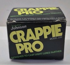 Vintage Johnson Crappie Pro 230 casting reel made in USA w/Line Tested Working picture