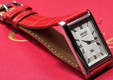 White Dial Vintage Seiko Slim Quartz Men's Wrist Watch picture