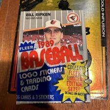1989 Fleer Baseball Cello Pack Bill Ripken FF Error On Top Front Showing Mint picture