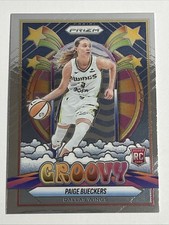 2025 Panini Prizm WNBA - Groovy Paige Bueckers #12 (RC) picture