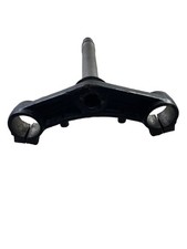 18-26 Kawasaki Ninja 400 EX400 Lower Triple Tree Yoke Clamp 44037-0178-21 OEM picture